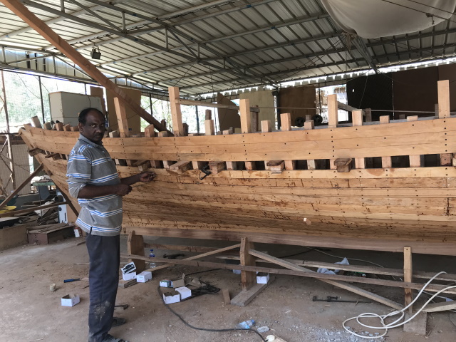 Dhow construction, Sur
